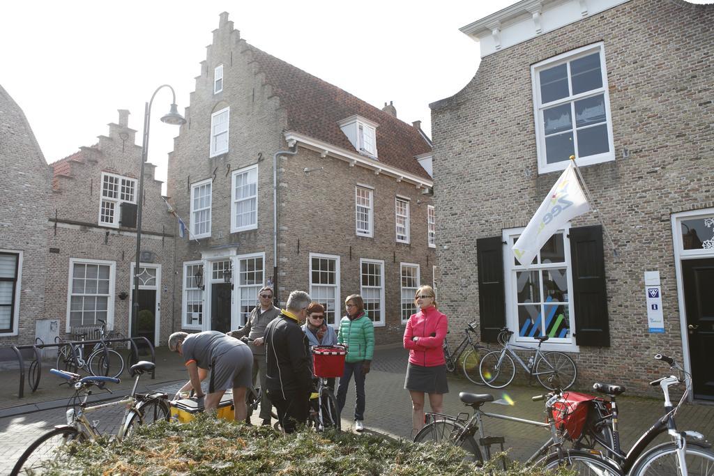 Hotel KOM! Sint-Maartensdijk Buitenkant foto